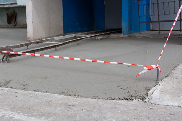 Cost of Garage Concrete Pouring in Hopkins