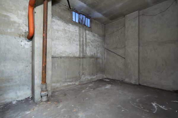 Cost of Basement Wall Construction in Hopkins